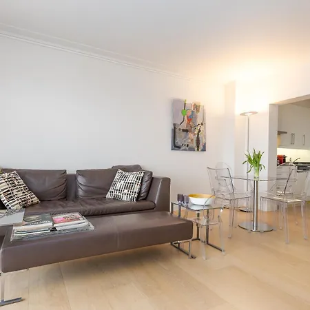 Apartment Eden Roc 07-01
